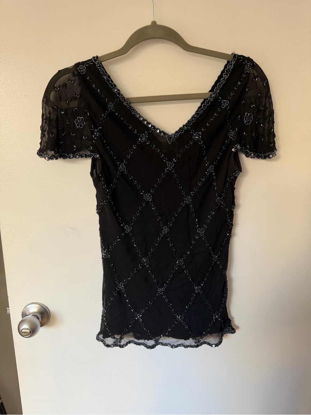Adrianna Papell Vintage Black Beaded V-Neck Top - Picture 6 of 10